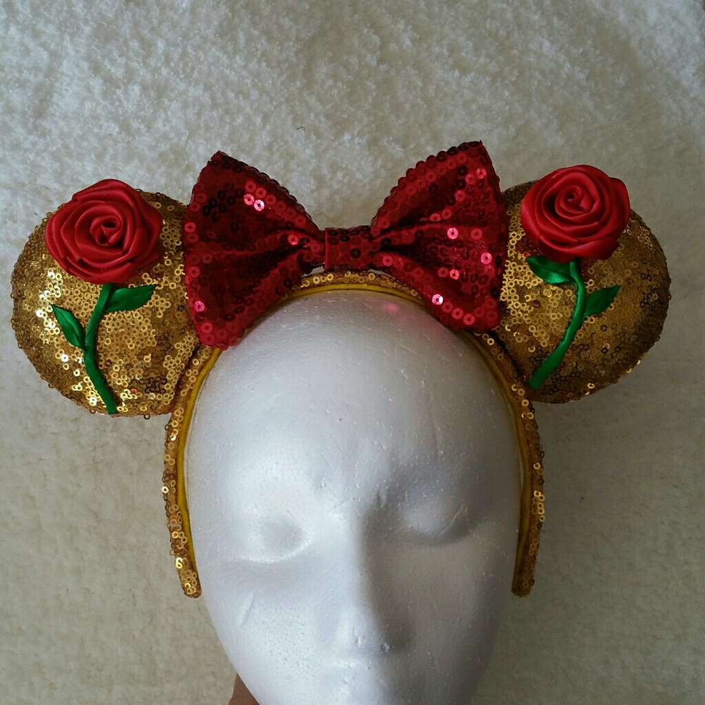 "CUSTOM HANDMADE" BELLE MINNIE EARS!⚘